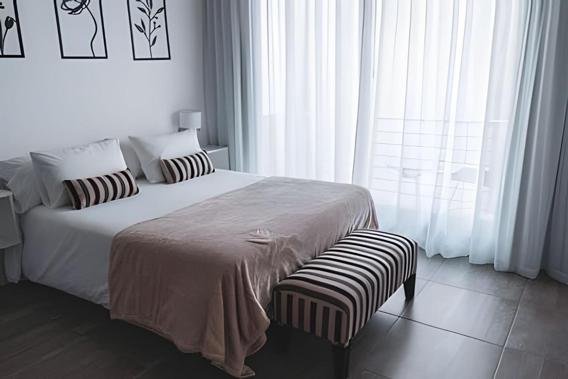 Enjoy Vallanhost @ Nicaragua Trend Studio - 63 * Buenos Aires